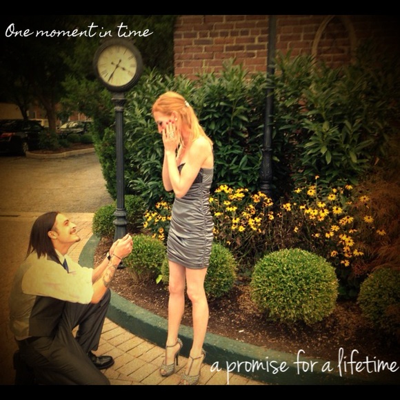 Of the millions on Poshmark, you found me👩🏻‍🦰 - Picture 2 of 8